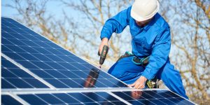 Installation Maintenance Panneaux Solaires Photovoltaïques à Arcomps